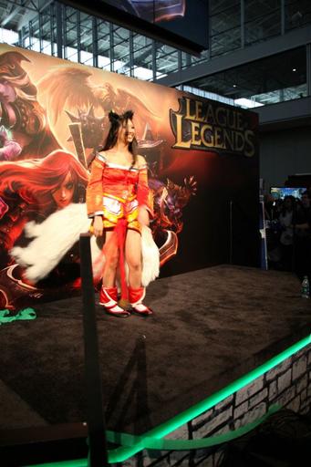 Косплей по LoL на PAX East 2012 Косплей по LoL на PAX East 2012